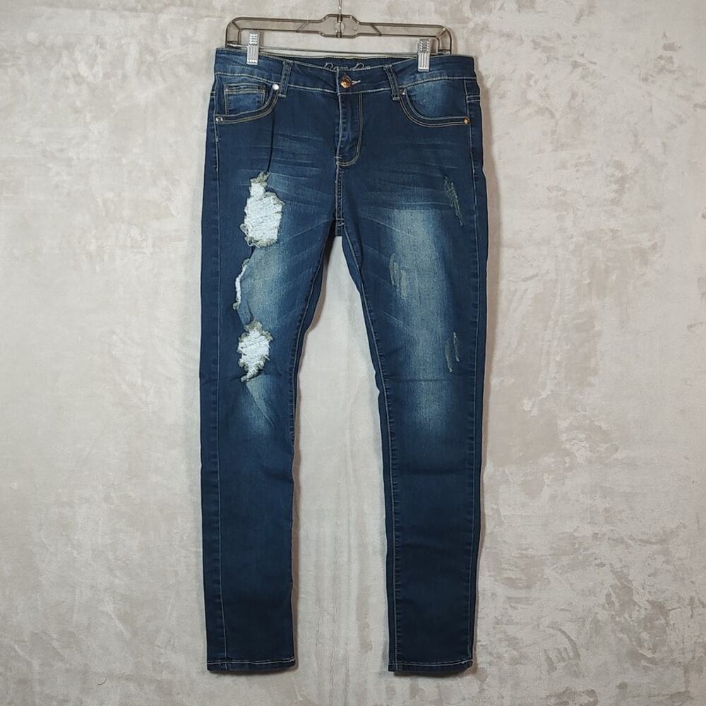 BamBoo Women's Distressed Blue Jeans Size 11/12 Mid-Rise Stretchy 5 Pocket Style